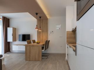 Guest House Petra Trogir Buitenkant foto